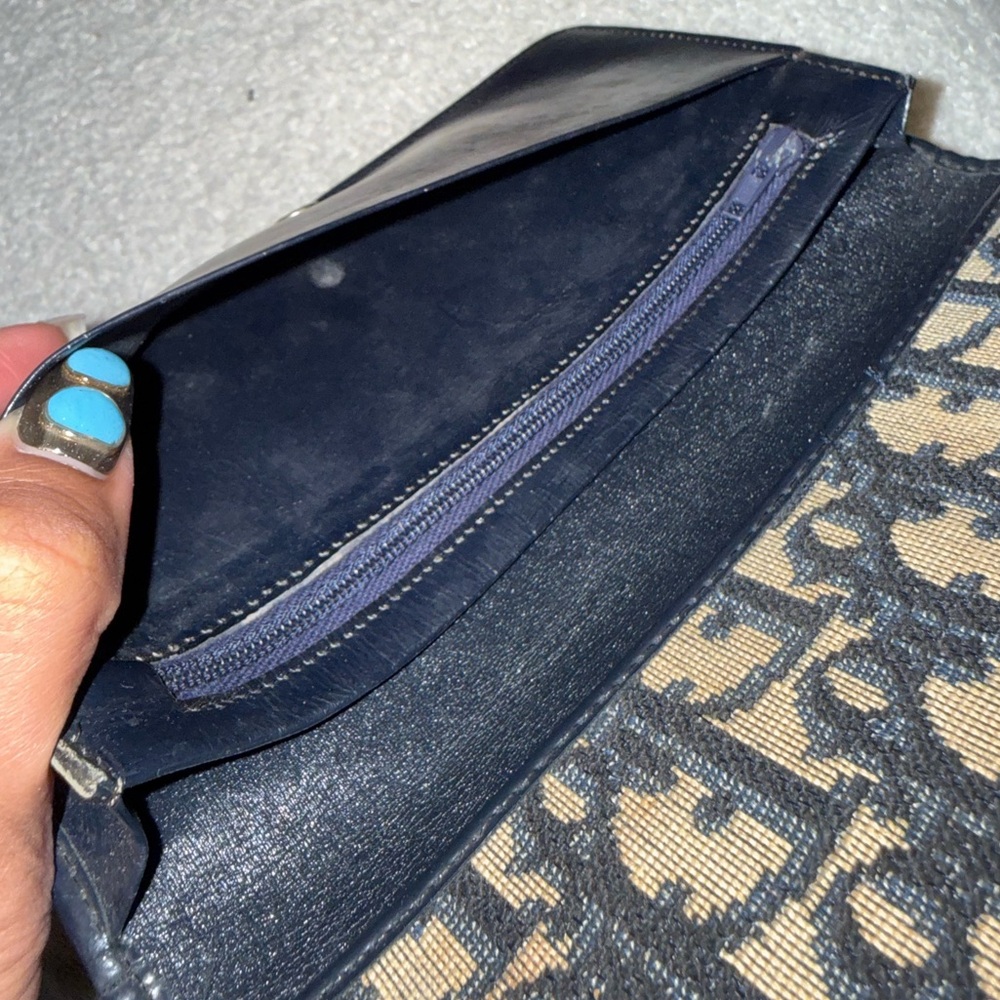 Authentic Dior Pouch - Picture 5 of 9